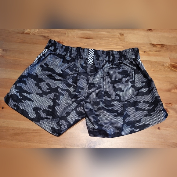 STUD swim trunks - Picture 3 of 4